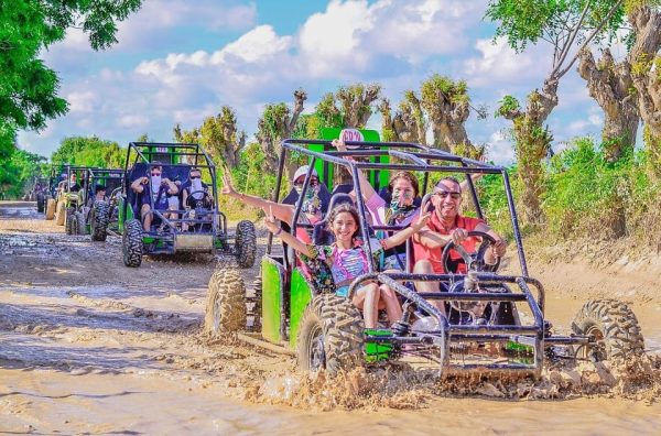 From Bávaro: Double Buggy Tour to Macao Beach and Cenote