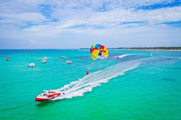 Punta Cana Area: Party Cruise with Parasailing and Open Bar