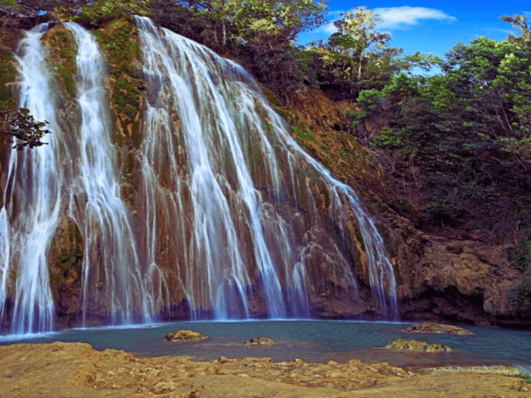 Samaná Cayo Levantado y Cascada El Limón From Punta Cana