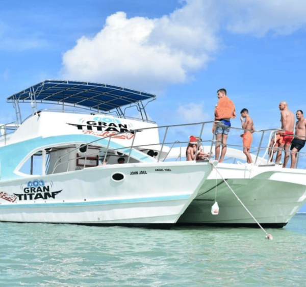 Punta Cana: Party Boat