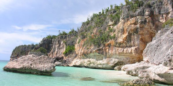 Bahía de las Aguilas: Beach Day Trip by Boat