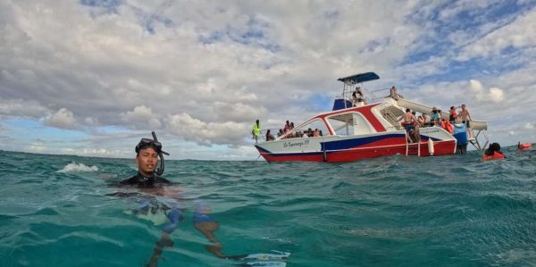 Party Boat Booze Cruise with Snorkling