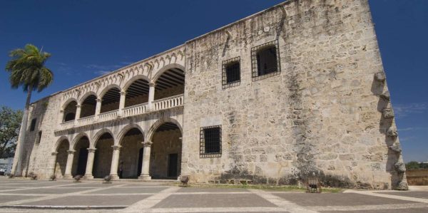 From Punta Cana: Full-Day Santo Domingo City Tour