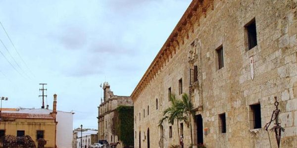 From Punta Cana: Full-Day Santo Domingo City Tour