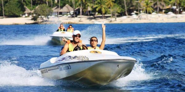 Punta Cana: Bávaro Natural Pool Speedboat Tour & Snorkeling