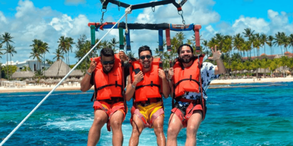 Punta Cana: Parasaling Adventure with Pick Up Hotel